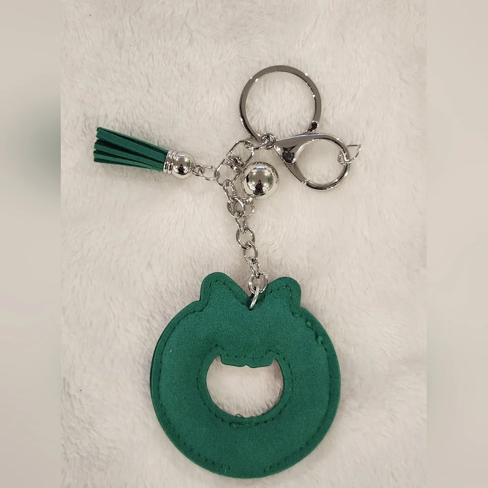 Festive Green and Red Christmas Wreath Keychain Bag Charm